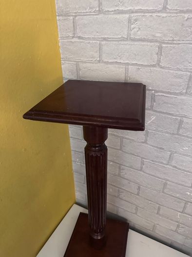 27" plant/statue stand