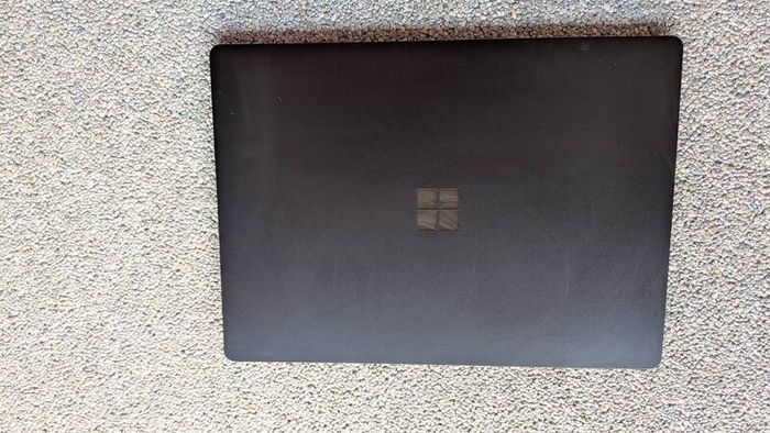 Microsoft Surface 3 (Black)
