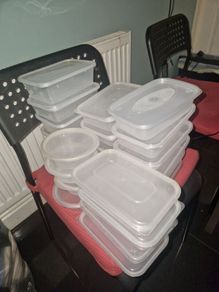 Used takeaway lunch boxes