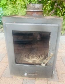 Insert fire stove and surround
