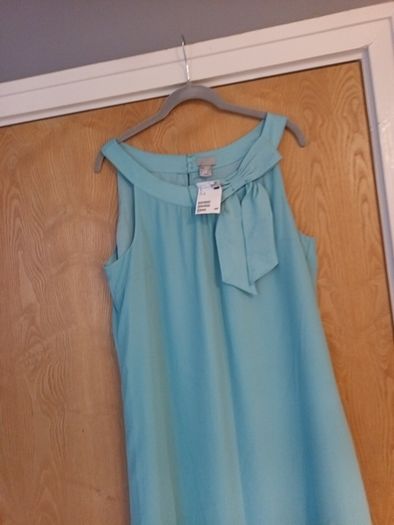 H&M  Dress. Size  14-16.   B.N.W.T.