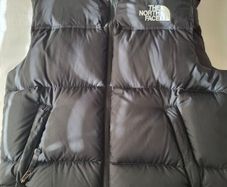 North Face Nuptse 700