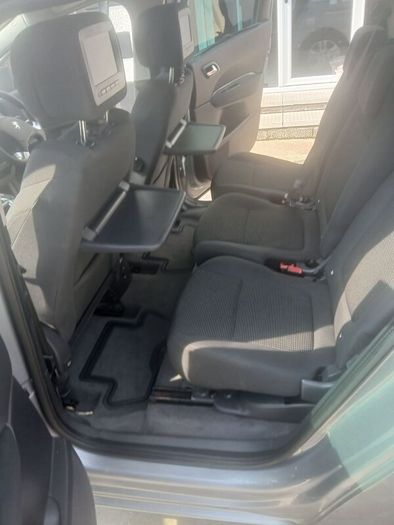 Peugeot 5008 2015.