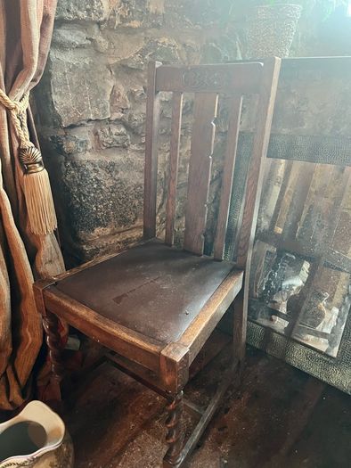 chair dining