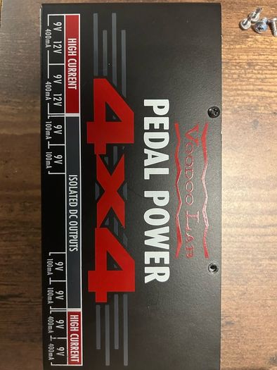 Pedal Power 4x4 power supply (230V)