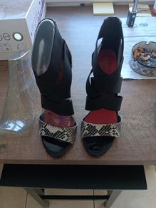 womens high heel shoes,  brand escape, color is redsnake, size 4