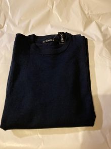 Round neck jumper. Size X-L. EUR 112-117cm. New