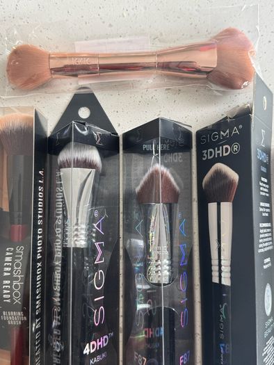 High ends makeup brushes new