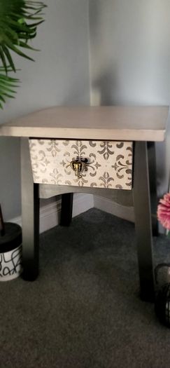 Small Solid Oak Table
