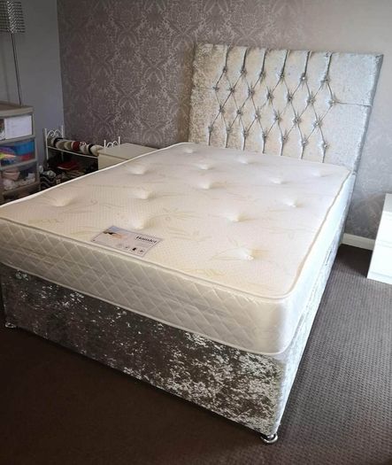 Brand New 5ft King  Stylish,divan Beds With Optional Tufted Mattresses Instock. Multiple Headboard Designs And Drawers Option Available.