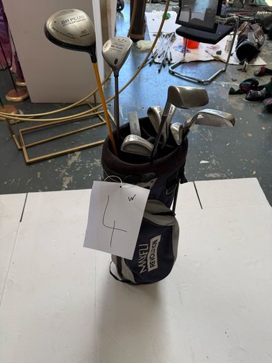 set golf clubs