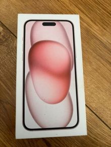 iPhone 15 Plus 256GB with 4 cases
