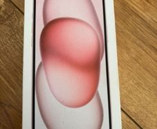 iPhone 15 Plus 256GB with 4 cases