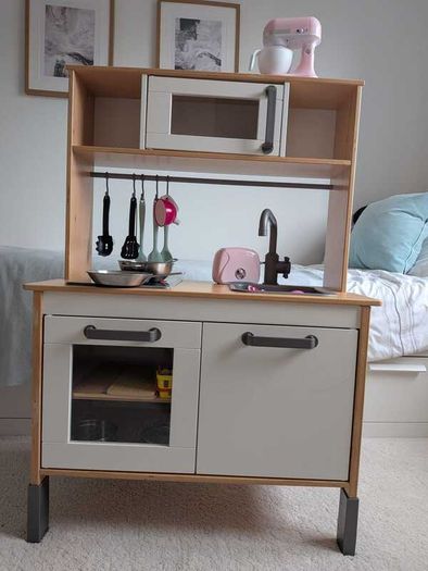 Kids kitchen and accessories