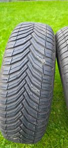 2 Michelin Cross Climate 2 all season tyres