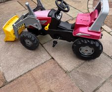 Kids tractor (handle broken)