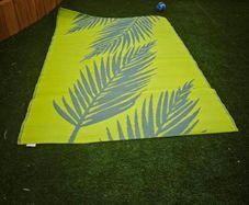 Reversible waterproof garden mat