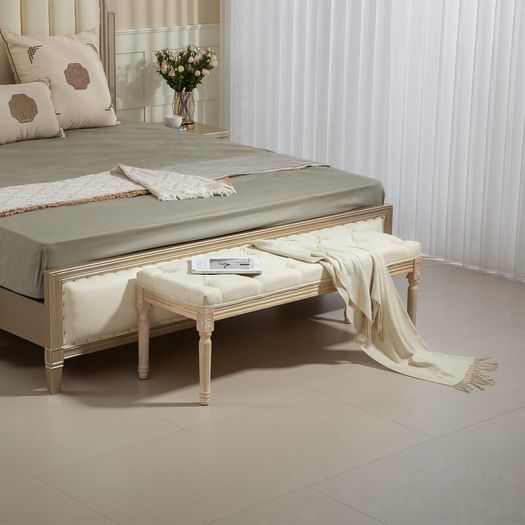 French Style Vintage Wooden Bench, Cream White Tufted Upholstered Seat, Classic Carved Wood Frame for Bedroom, Hallway & Entryway