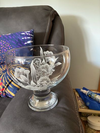 Vintage footed etched glass bowl with floral design