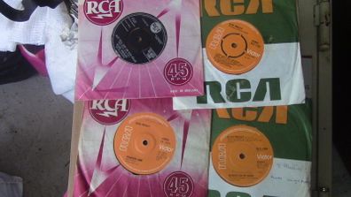 Elvis Presley - 4 x 7" Singles.