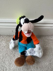 Disney Junior Mickey Mouse Clubhouse Goofy approx. 9" plush Used Please see pictures