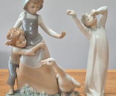 2 Vintage Lladro Porcelain Figurines Made in Spain Excellent Condition