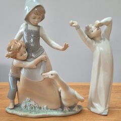 2 Vintage Lladro Porcelain Figurines Made in Spain Excellent Condition