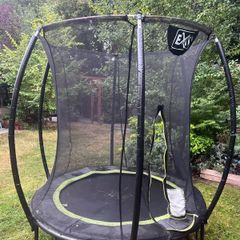 Trampoline