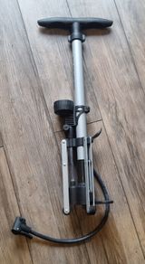 Beto bycycle tyre pump