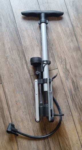 Beto bycycle tyre pump