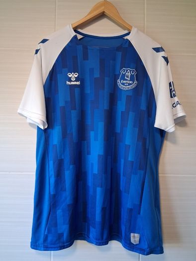 Everton Jersey.  Official Hummel Everton Pre Match Warm Up Jersey. Collect In Dublin Or Receive Via Post.