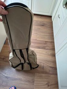 Acoustic guitar case