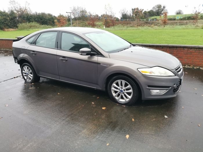 Ford mondeo