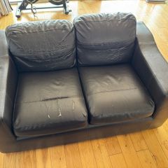 Used 2 & 3 Seater Sofas