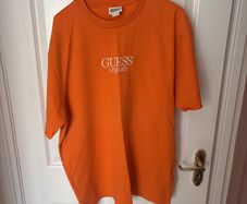 mens guess t shirt