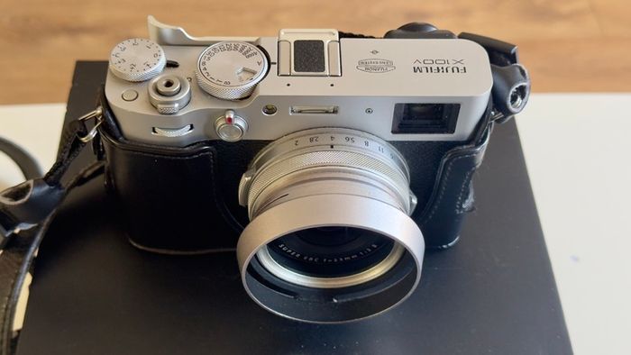 Fujifilm X100V