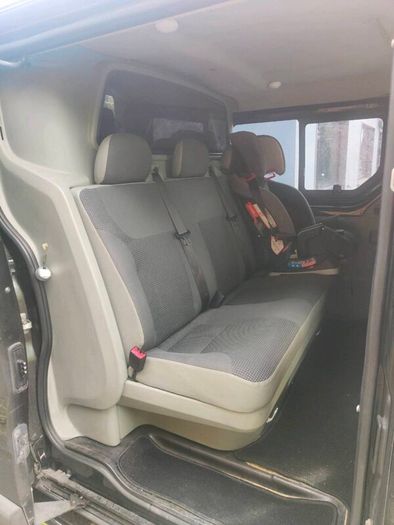 Vauxhall Vivaro Crew cab