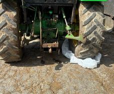 John Deere 2850