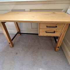 Solid office desk