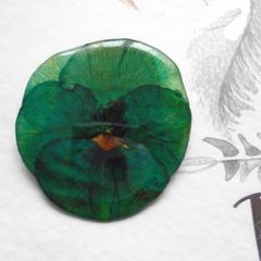 Brooch, Pansy brooch,Flower brooch,Resin jewellery,Jewellery