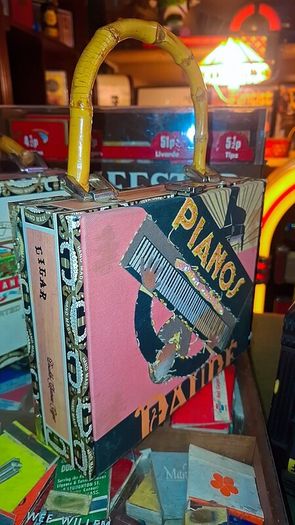 Vintage Hamlet/Ritmeester Cigar Shop display stands