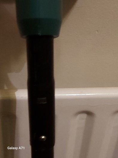 Bosch Easy 23cm Garden Strimmer in very good condition