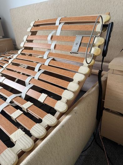 King size adjustable bed