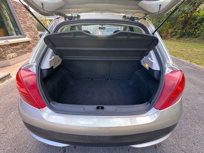 Peugeot 207 Biarritz 1.4 5 Door 2009