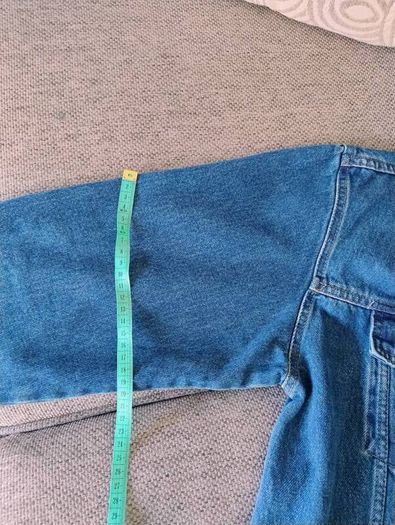 Pretty little things denim hooded button down jacket in very good condition with no issues size medium but looks bigger see last two photos for exact measurements FREE TRACKED POSTAGE INCLUDED
