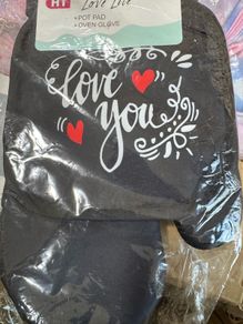 Brand New Oven Gloves Heat Resistant Pot Gloves