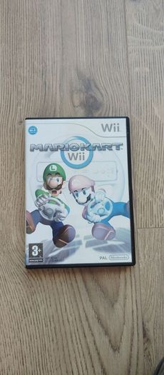 Mario Kart Wii  game and House of Dead