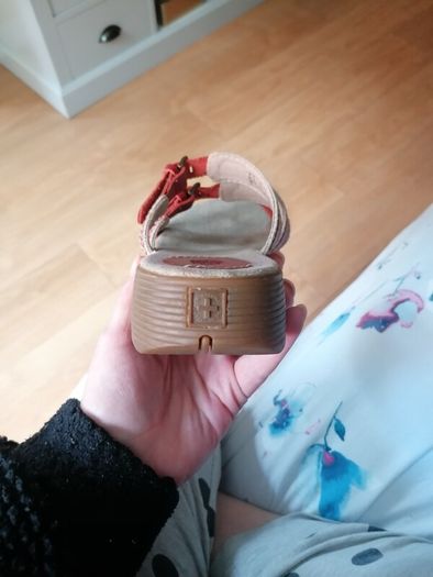 beautiful  ladies DR Martin sandals