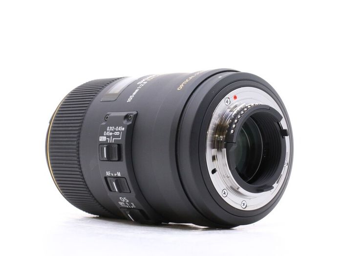 Nikon fit Sigma 105mm Macro Lens HSM
