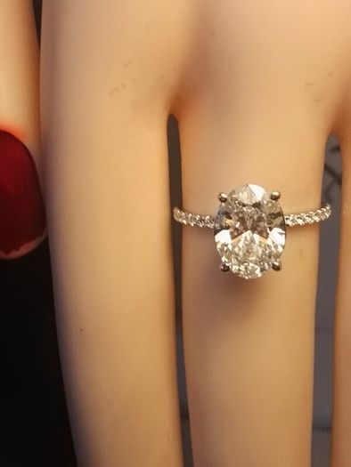 14ct White Gold 3ct Oval Brilliant Lab Diamond Ring